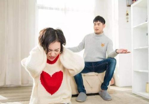 厦门调查公司：夫妻离婚一套房如何分户过户